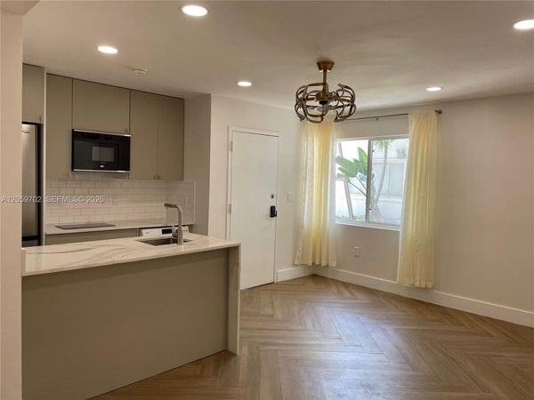 731 6th st, Unit 104E, Miami Beach, FL 33139