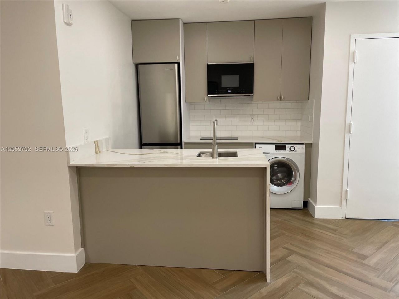 731 6th St, Unit 104E, Miami Beach, FL 33139 Photo