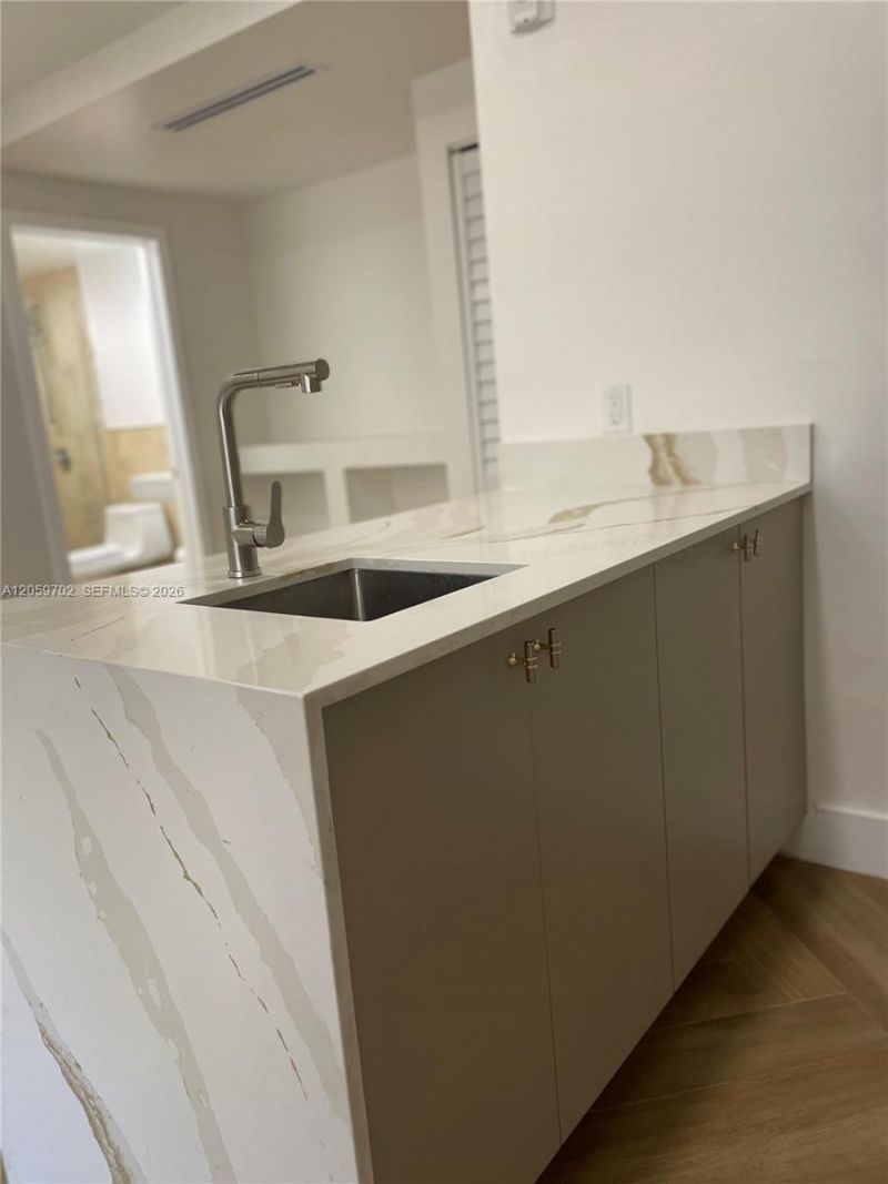 731 6th St, Unit 104E, Miami Beach, FL 33139 Photo