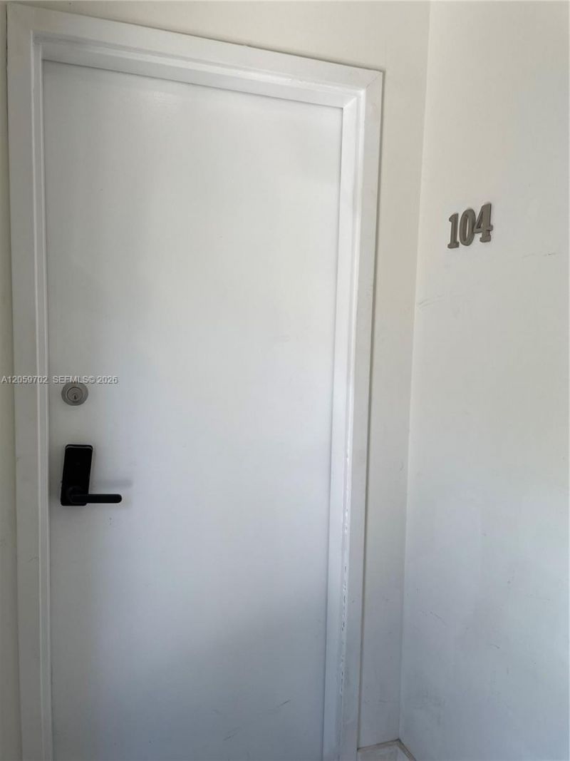 731 6th St, Unit 104E, Miami Beach, FL 33139 Photo