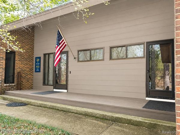 32674 Bingham Lane, Bingham Farms Vlg, MI 48025