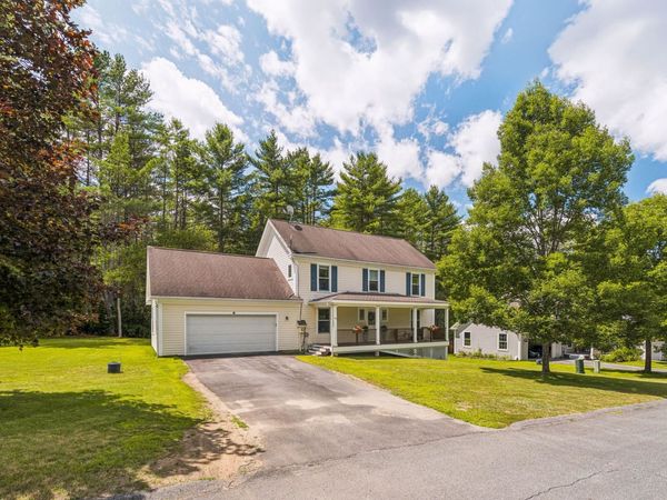 40 Camp Brook Common, Hanover, NH 03755