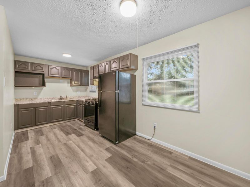 5407 Centner Lane, Columbus, OH 43232 Photo 11