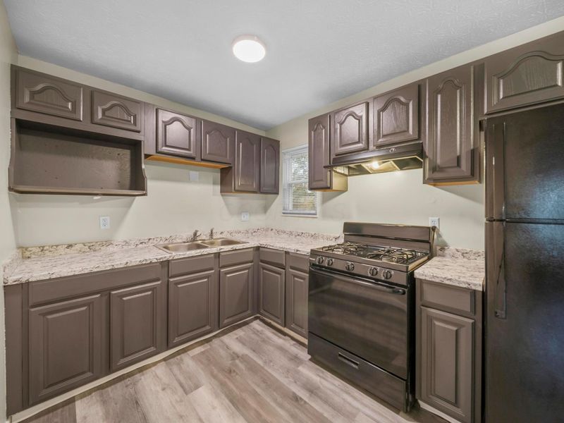 5407 Centner Lane, Columbus, OH 43232 Photo 13