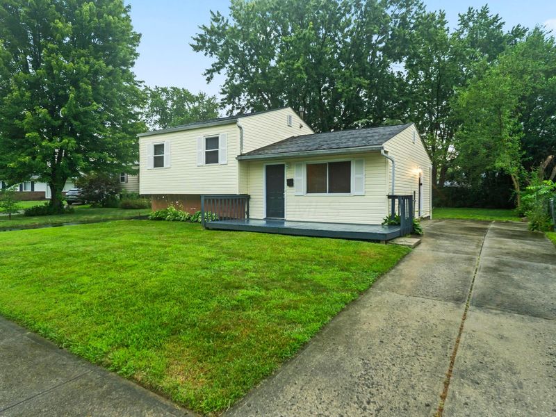 5407 Centner Lane, Columbus, OH 43232 Photo 2