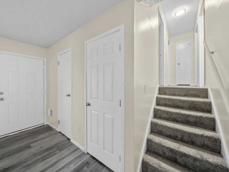 5407 Centner Lane, Columbus, OH 43232 Photo 22