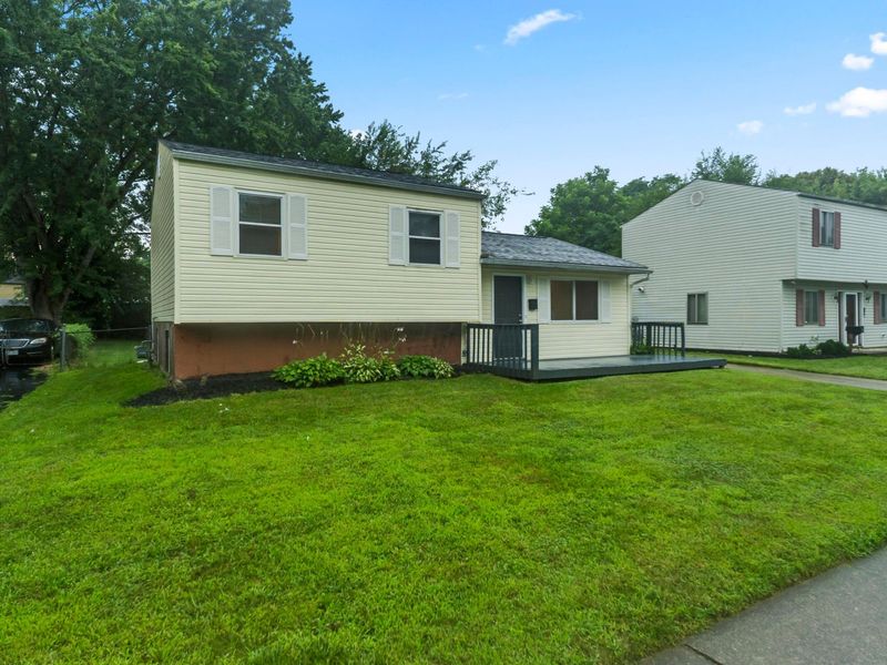5407 Centner Lane, Columbus, OH 43232 Photo 3