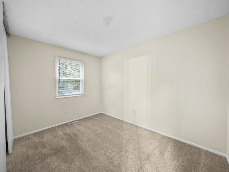 5407 Centner Lane, Columbus, OH 43232 Photo 32