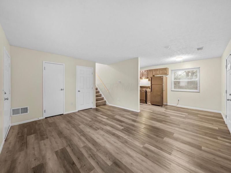 5407 Centner Lane, Columbus, OH 43232 Photo 7