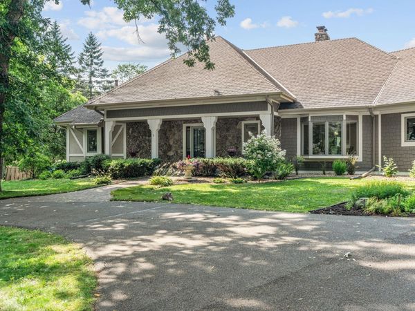 592 County Road 24, Wayzata, MN 55391