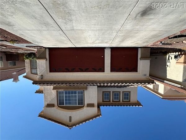 9242 Snow Flower Avenue , Las Vegas, NV 89147