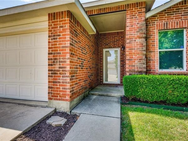 1608 Rialto Way , Justin, TX 76247