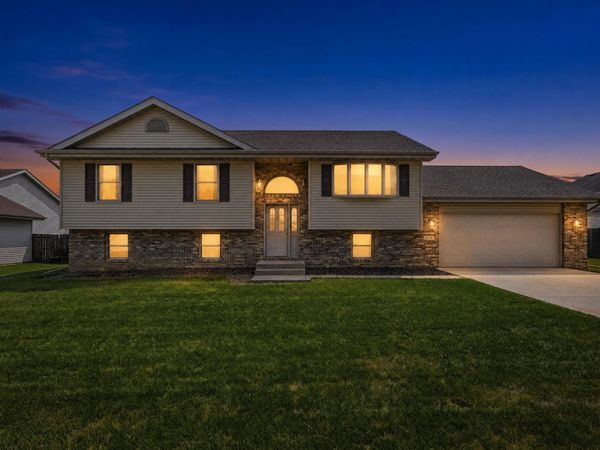 17541 Susan Lane , Lowell, IN 46356