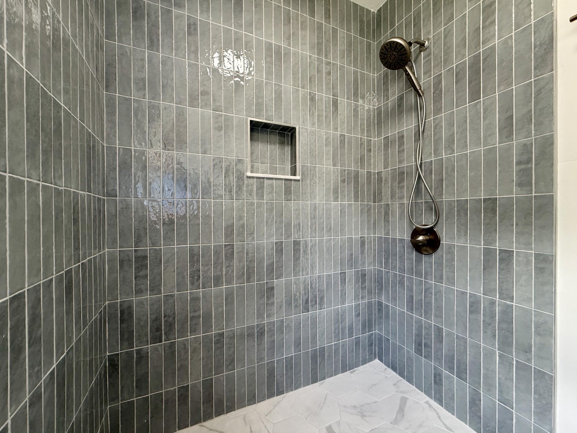 2526 Longbranch Drive Photo 36