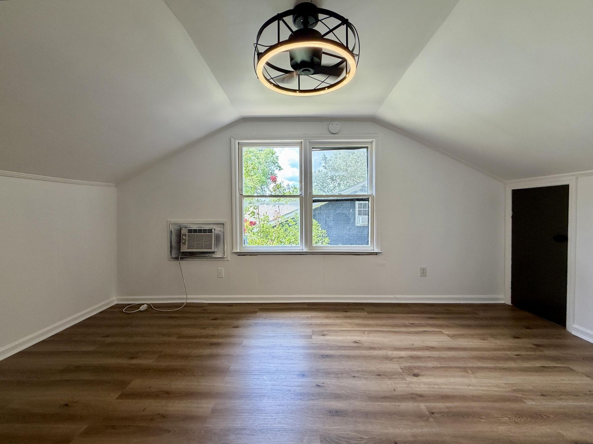 2526 Longbranch Drive Photo 57