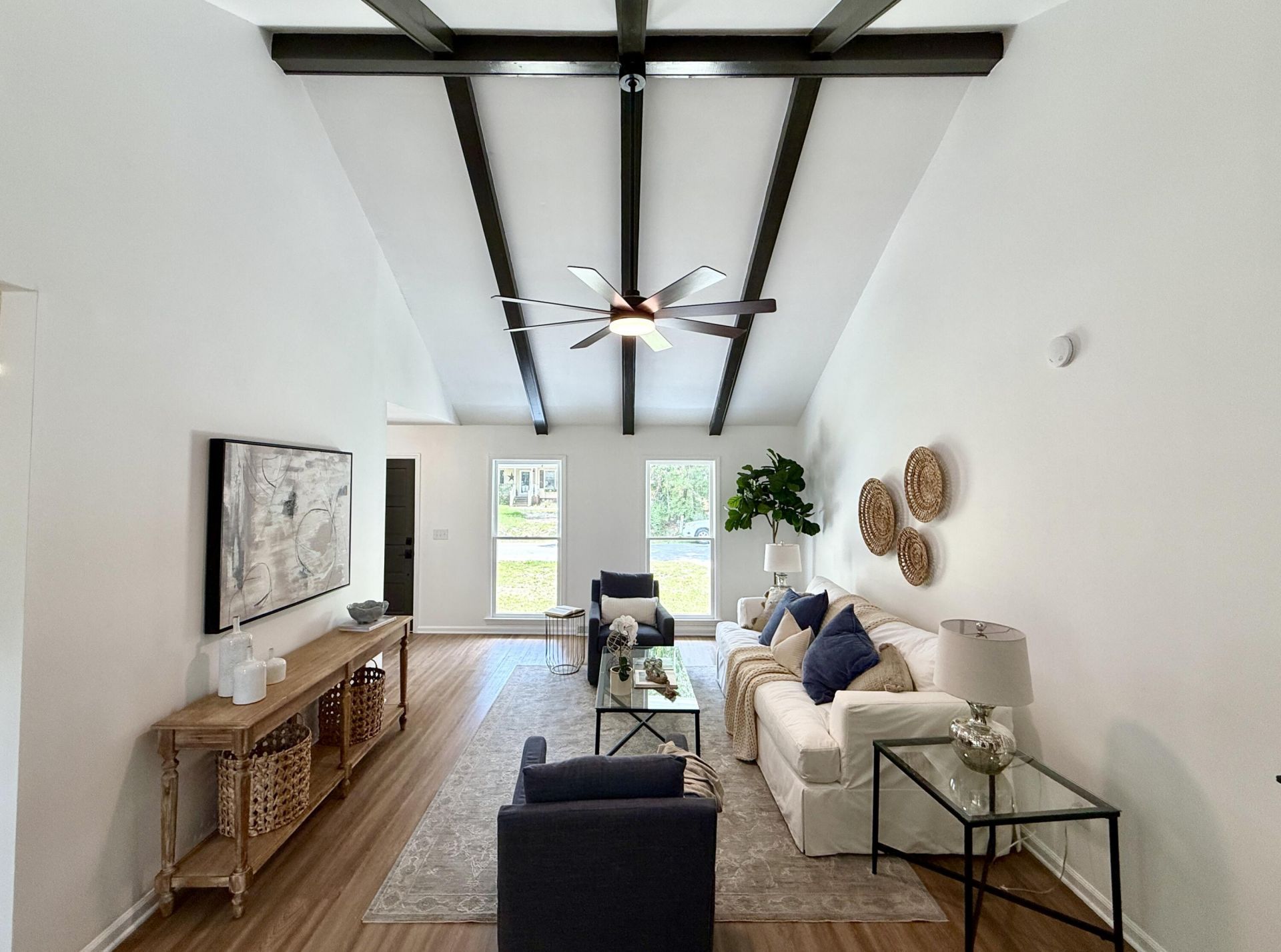 2526 Longbranch Drive Photo 8