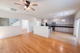252 Cameron Street photo 4