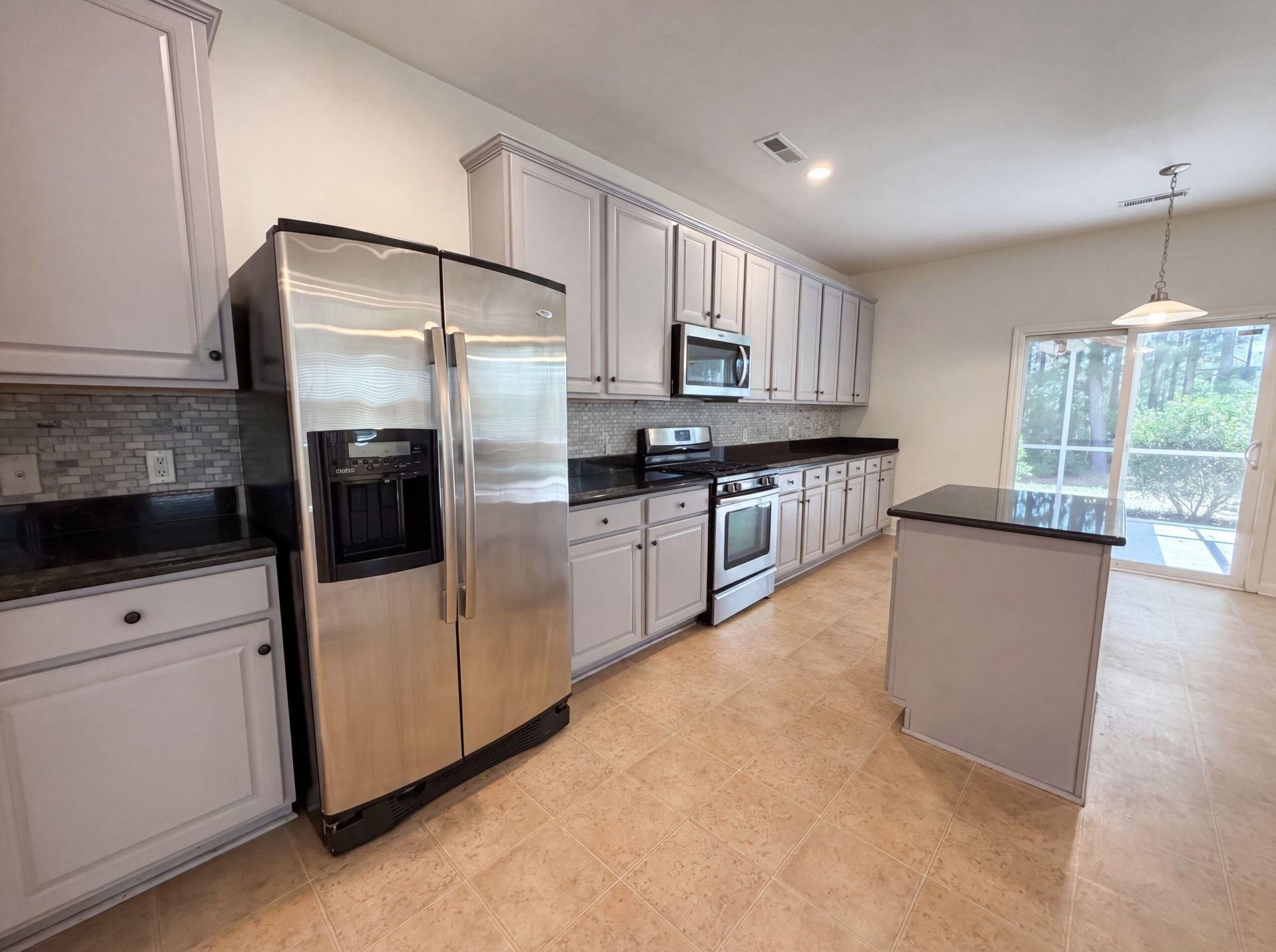252 Cameron Street Photo 9