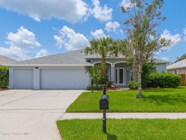 1883 Woodfield Circle , Melbourne, FL 32904