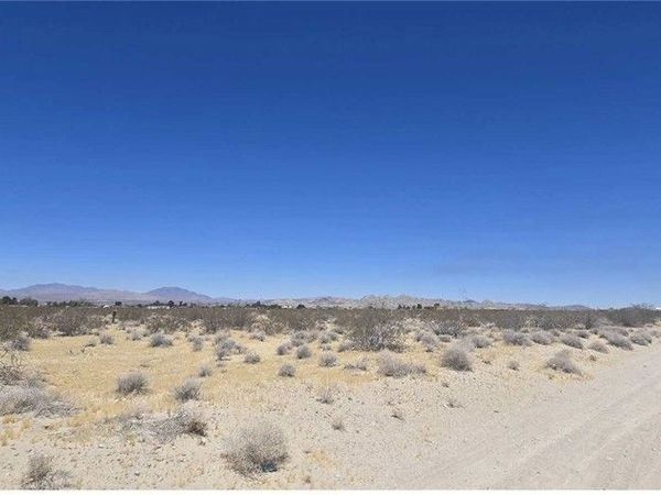 35530 El Dorado, Lucerne Valley, CA 92356
