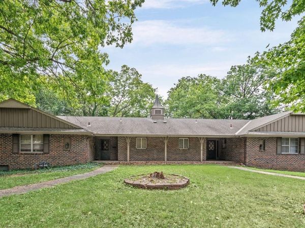 541 E 101st Terrace, Kansas City, MO 64131