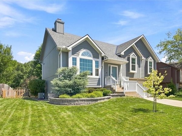 1038 N Logan Street, Olathe, KS 66061