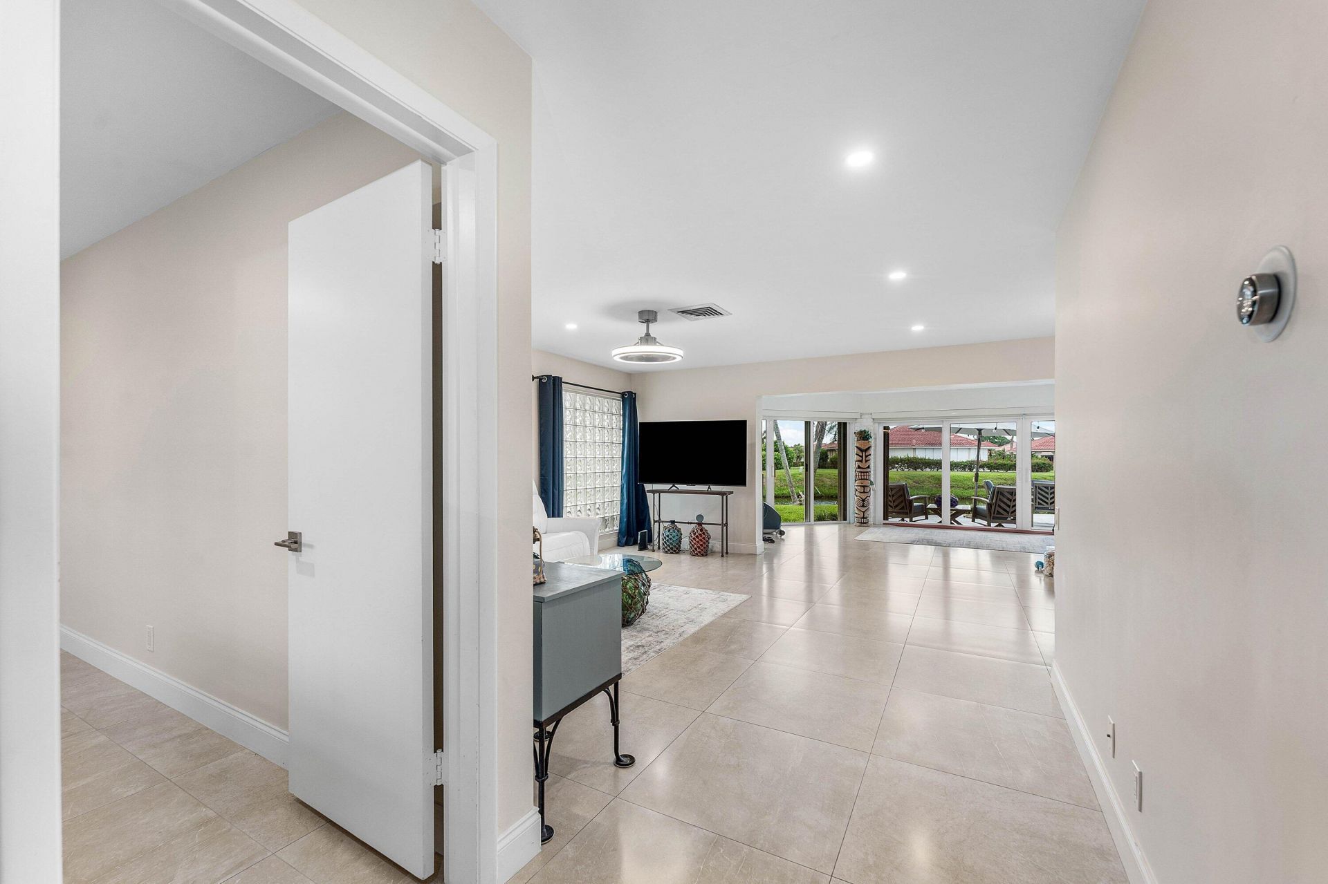 362 Yorktowne Circle, Atlantis, FL 33462 Photo