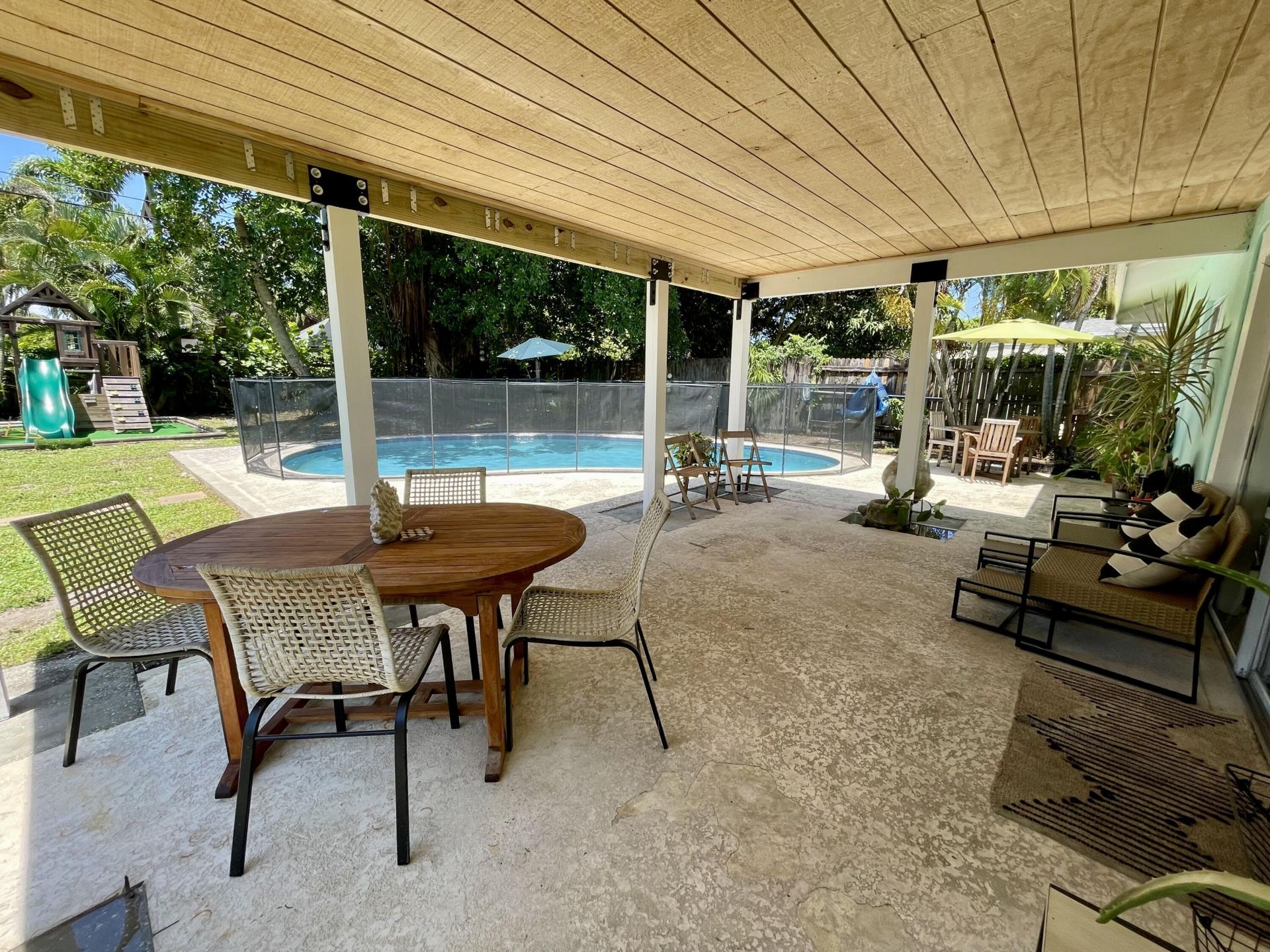 415 Beacon Street, Tequesta, FL 33469 Photo