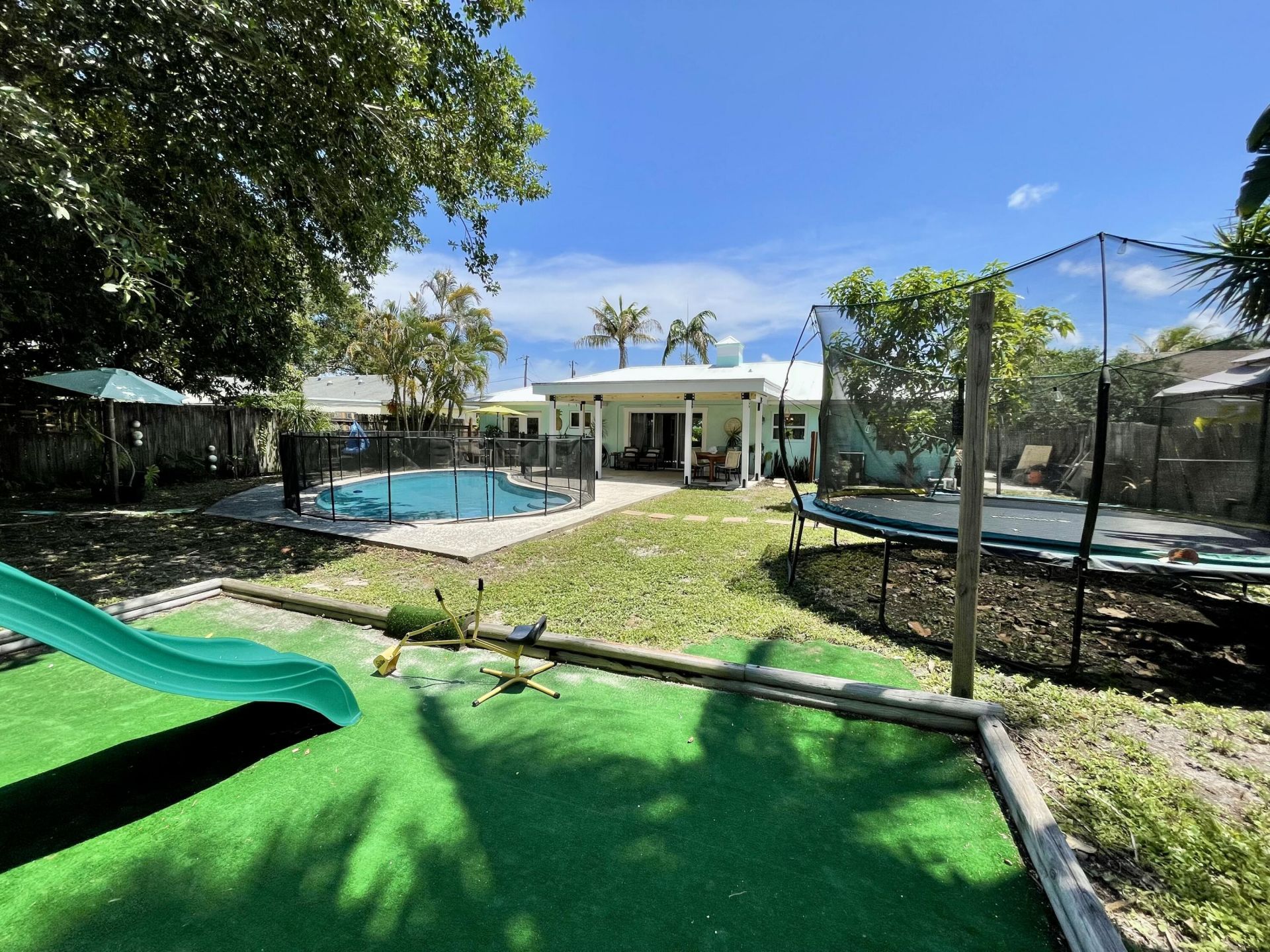 415 Beacon Street, Tequesta, FL 33469 Photo