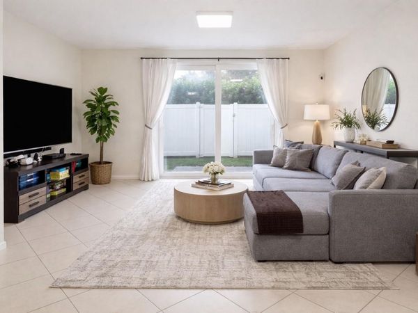 8106 Prestige Commons Drive, Unit 8106, Tamarac, FL 33321