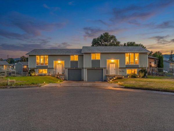 1705- 1707 N Glenn Ct, Spokane Valley, WA 99206
