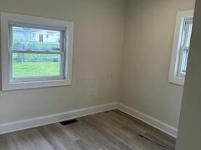 3234 E Avenue, Columbus, OH 43207 Photo 4