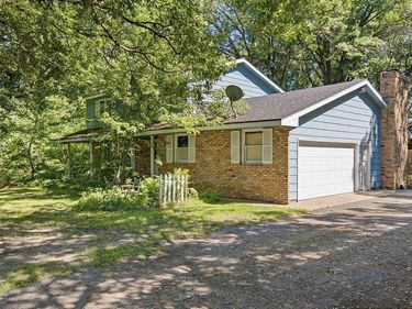 2814 Crosstown Boulevard NE, Andover, MN 55304