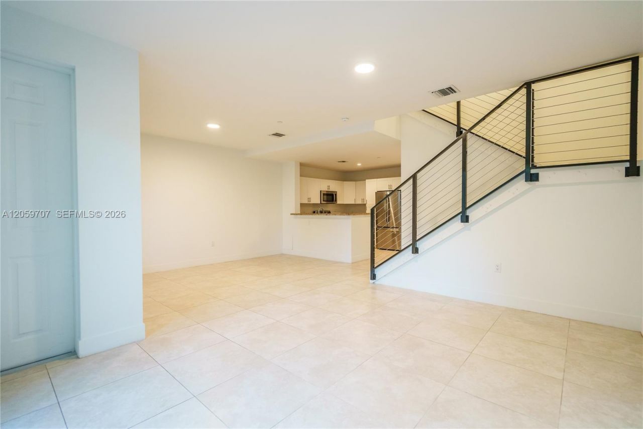 1091 Galiano St , Unit 102, Coral Gables, FL 33134 Photo