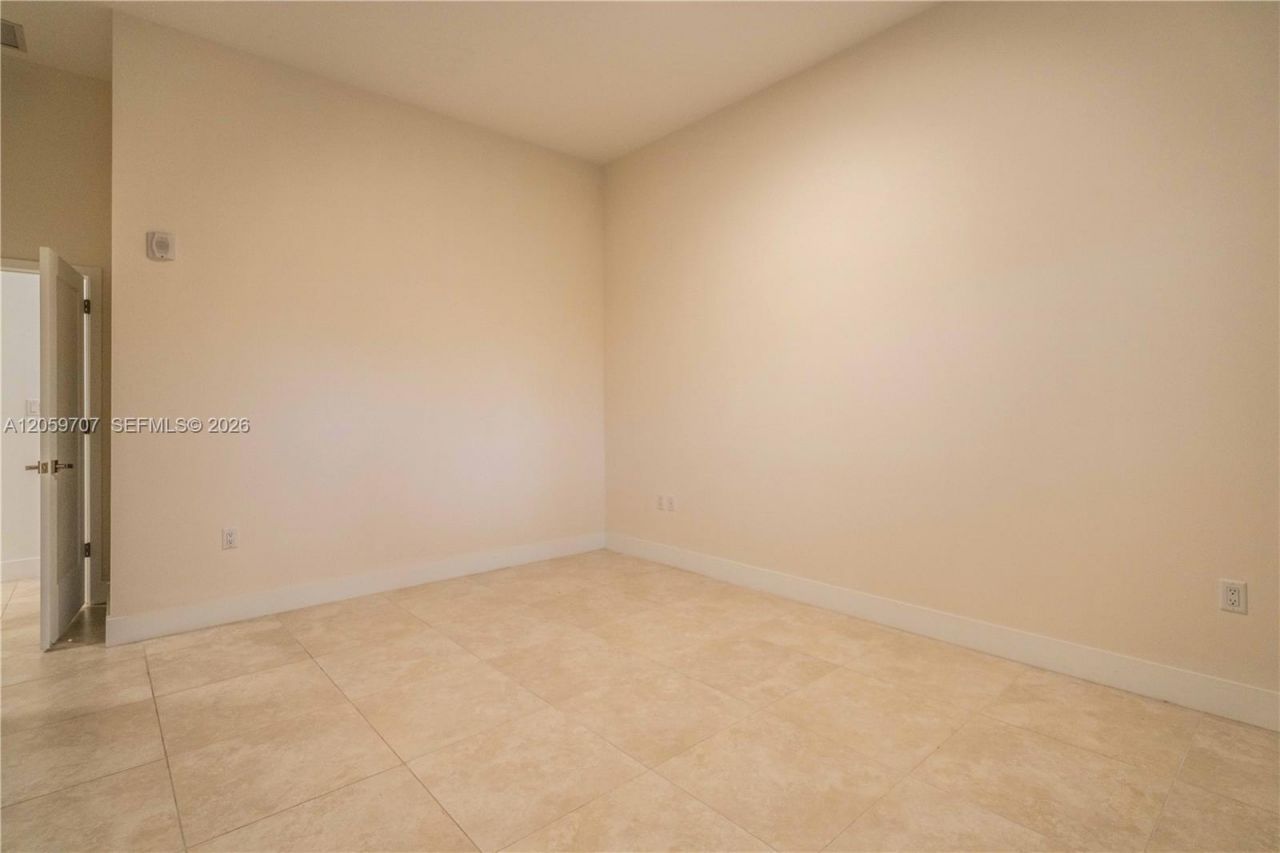 1091 Galiano St, Unit 102, Coral Gables, FL 33134 Photo