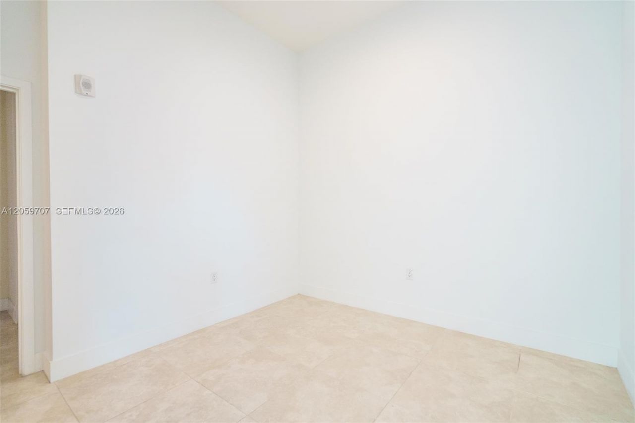 1091 Galiano St , Unit 102, Coral Gables, FL 33134 Photo