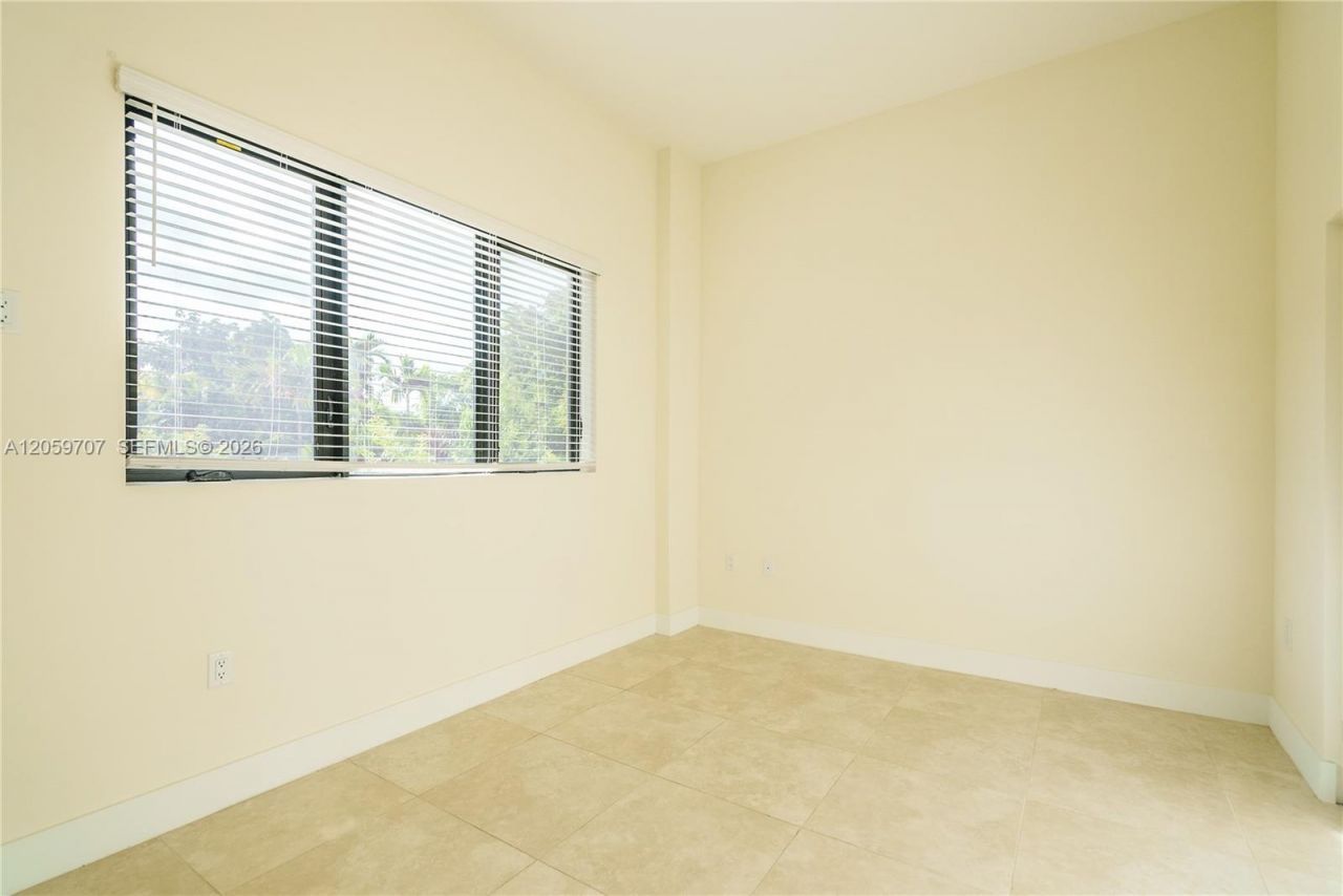 1091 Galiano St , Unit 102, Coral Gables, FL 33134 Photo