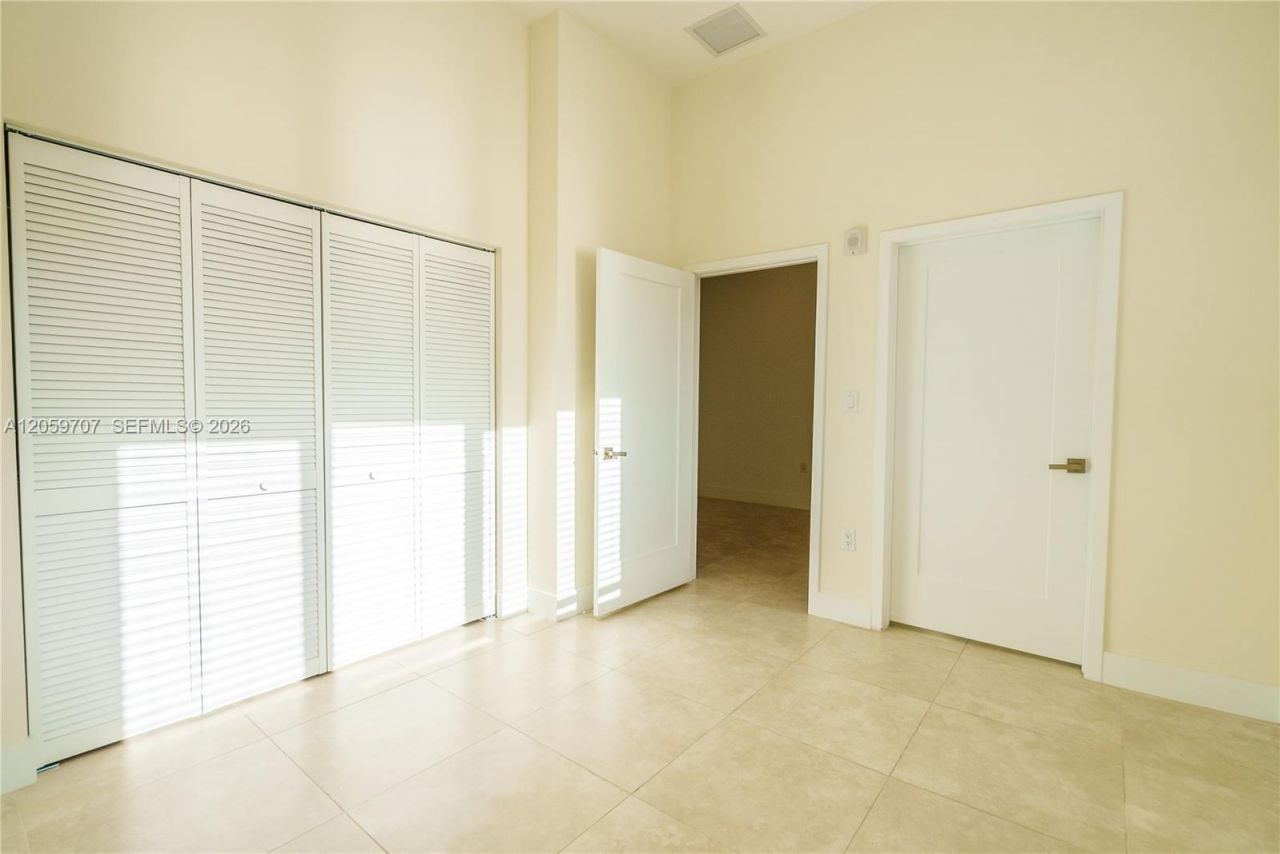 1091 Galiano St , Unit 102, Coral Gables, FL 33134 Photo