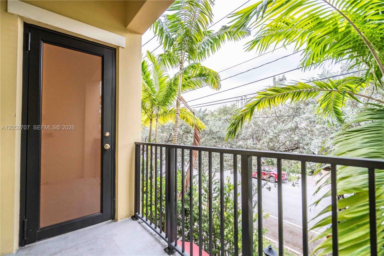 1091 Galiano St, Unit 102, Coral Gables, FL 33134 Photo