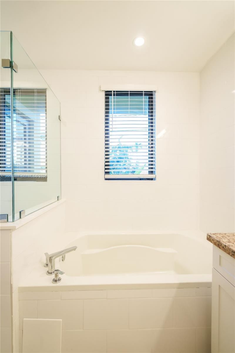 1091 Galiano St , Unit 102, Coral Gables, FL 33134 Photo