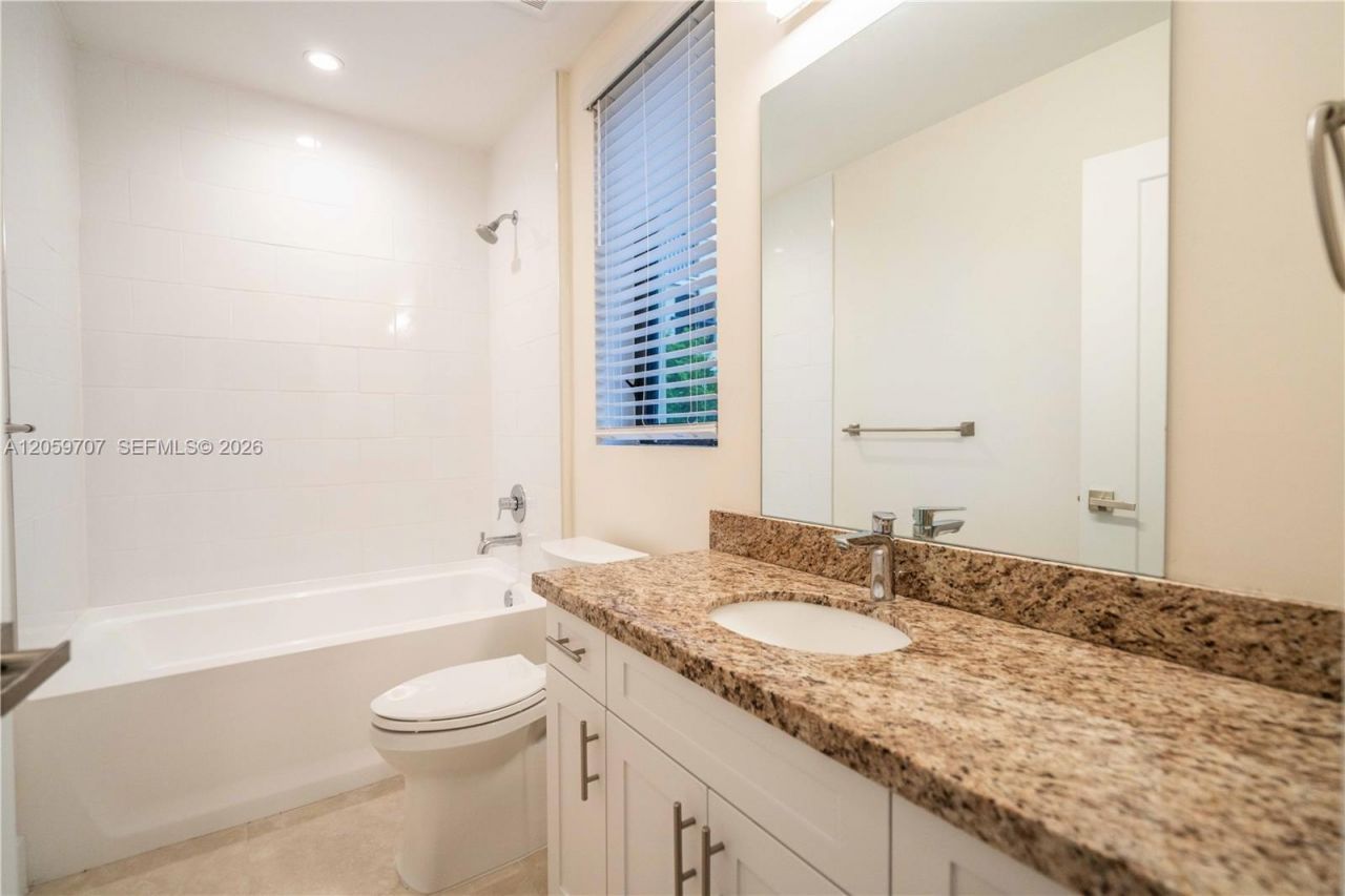 1091 Galiano St, Unit 102, Coral Gables, FL 33134 Photo