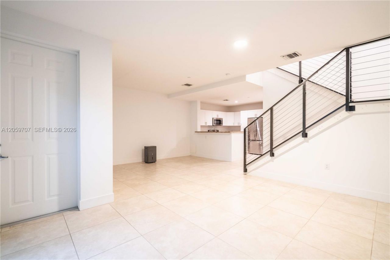 1091 Galiano St, Unit 102, Coral Gables, FL 33134 Photo