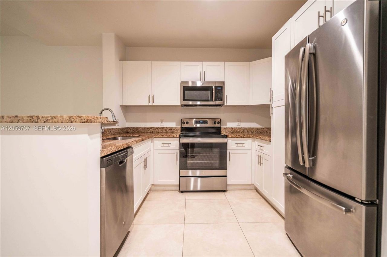 1091 Galiano St, Unit 102, Coral Gables, FL 33134 Photo