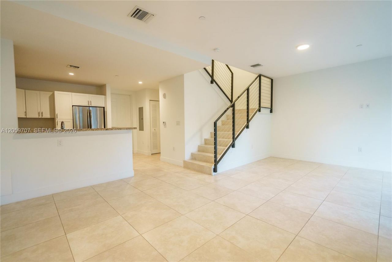 1091 Galiano St , Unit 102, Coral Gables, FL 33134 Photo