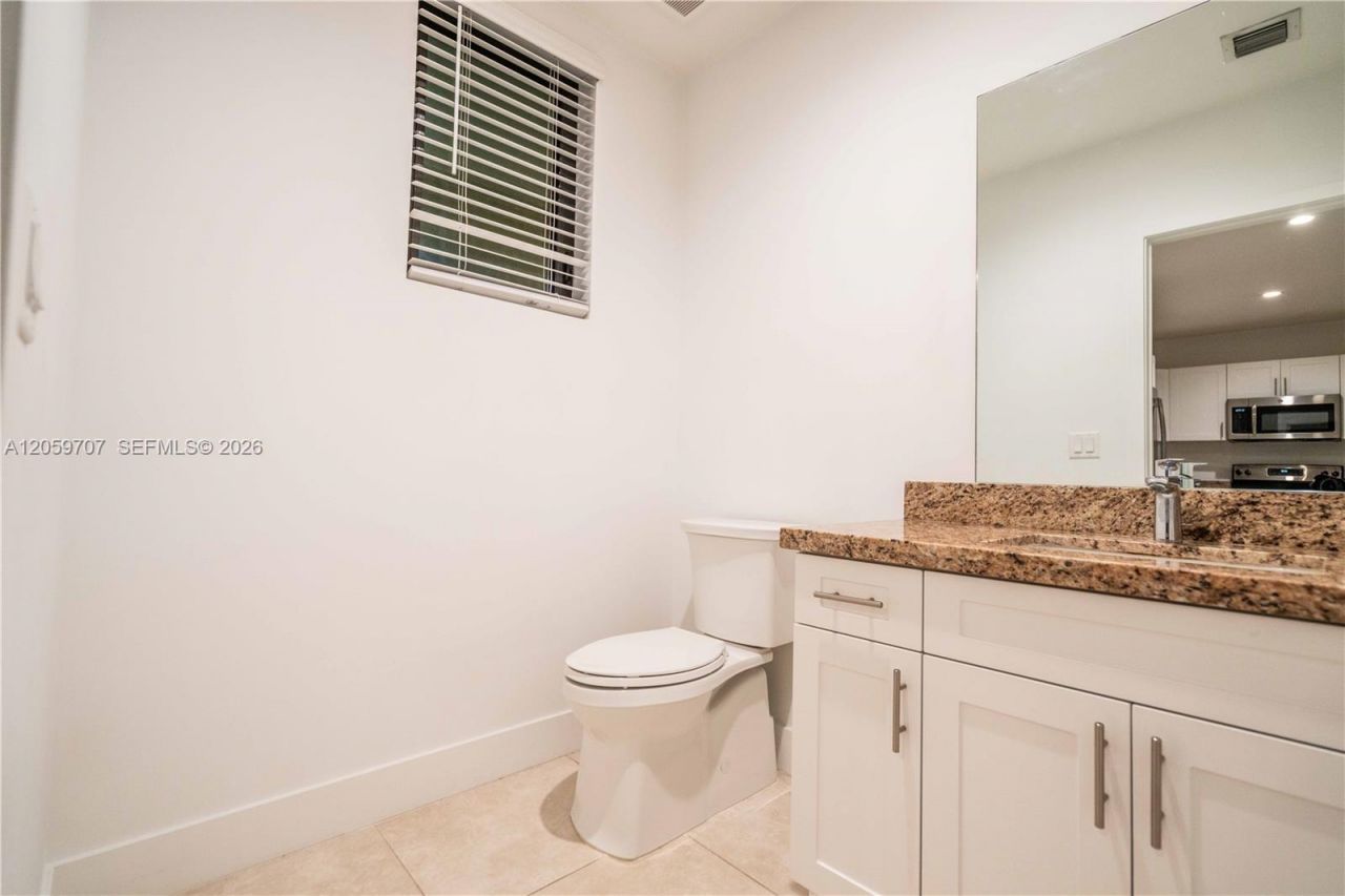 1091 Galiano St, Unit 102, Coral Gables, FL 33134 Photo
