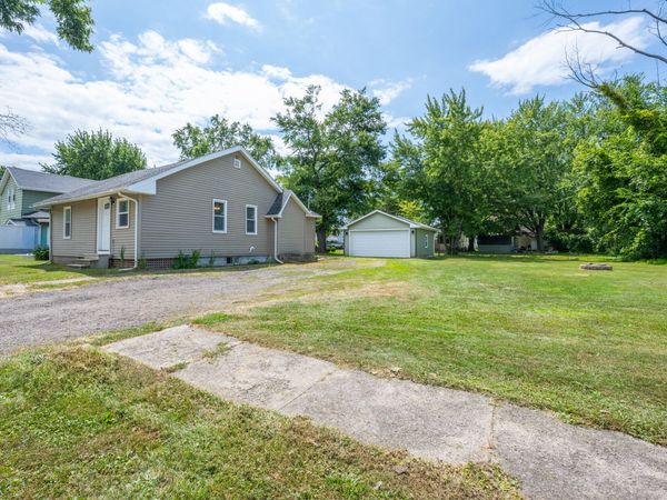 216 Congress Street, Watervliet, MI 49098