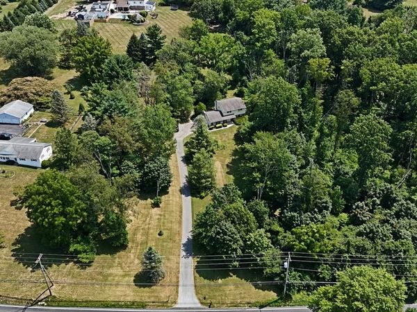 1200 N MANOR ROAD, HONEY BROOK, PA 19344