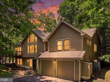 460 SPRUCE DRIVE, TANNERSVILLE, PA 18372