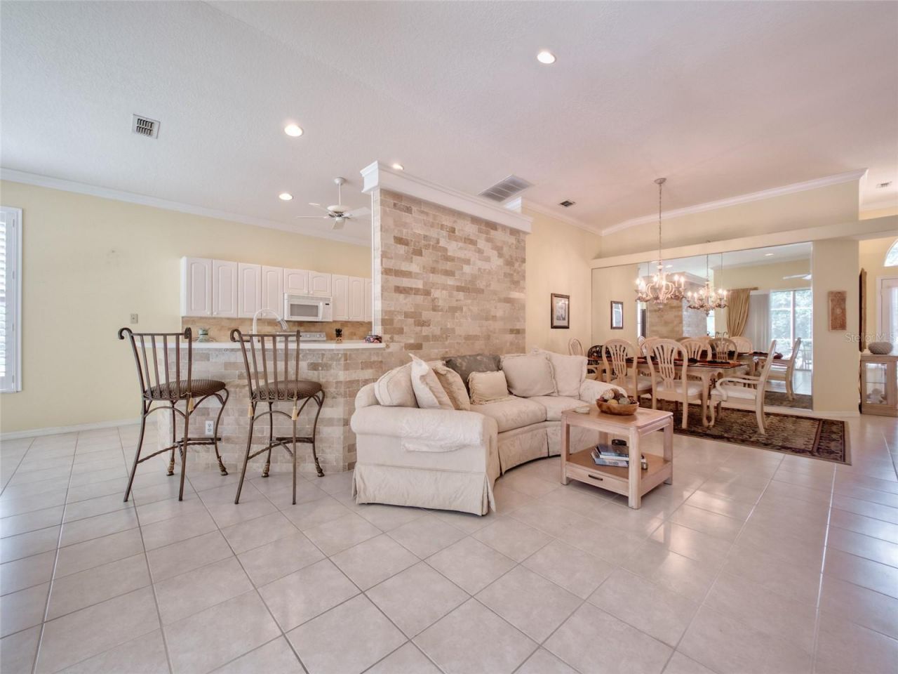 8310 Whispering Woods Court, Bradenton, FL 34202 Photo