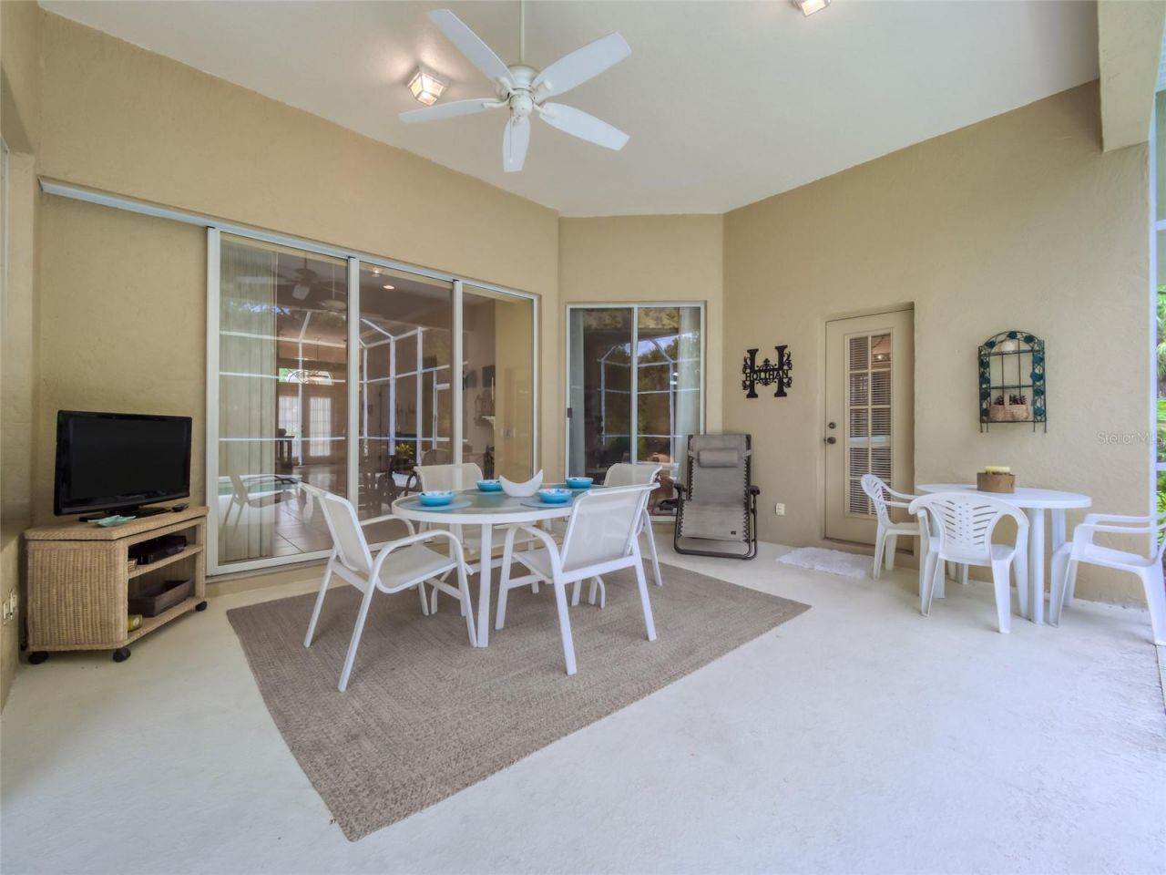 8310 Whispering Woods Court, Bradenton, FL 34202 Photo
